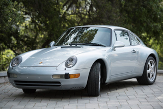 Illustration for article titled Between the Porsche 911 964, 993, and 997--which chassis is the best?